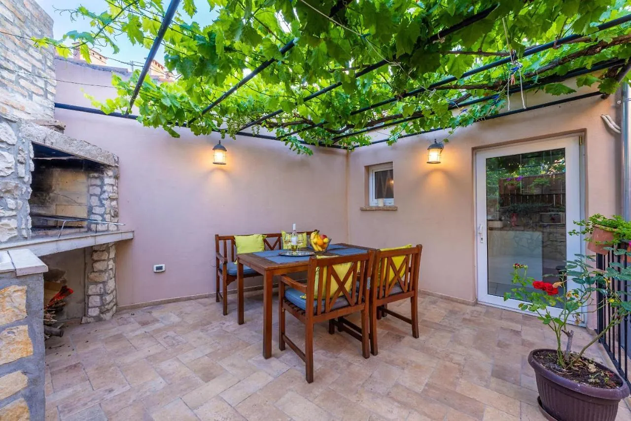 Apartment Igor Pola Croazia